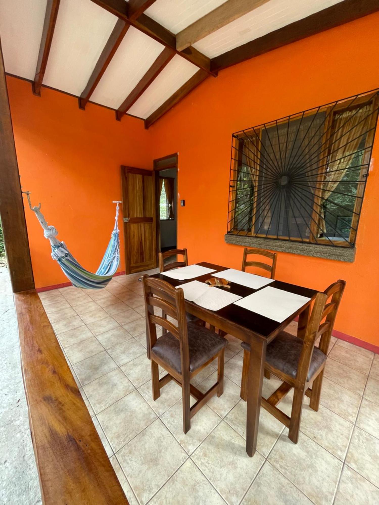 Cabinas Caribe Luna Cahuita Buitenkant foto
