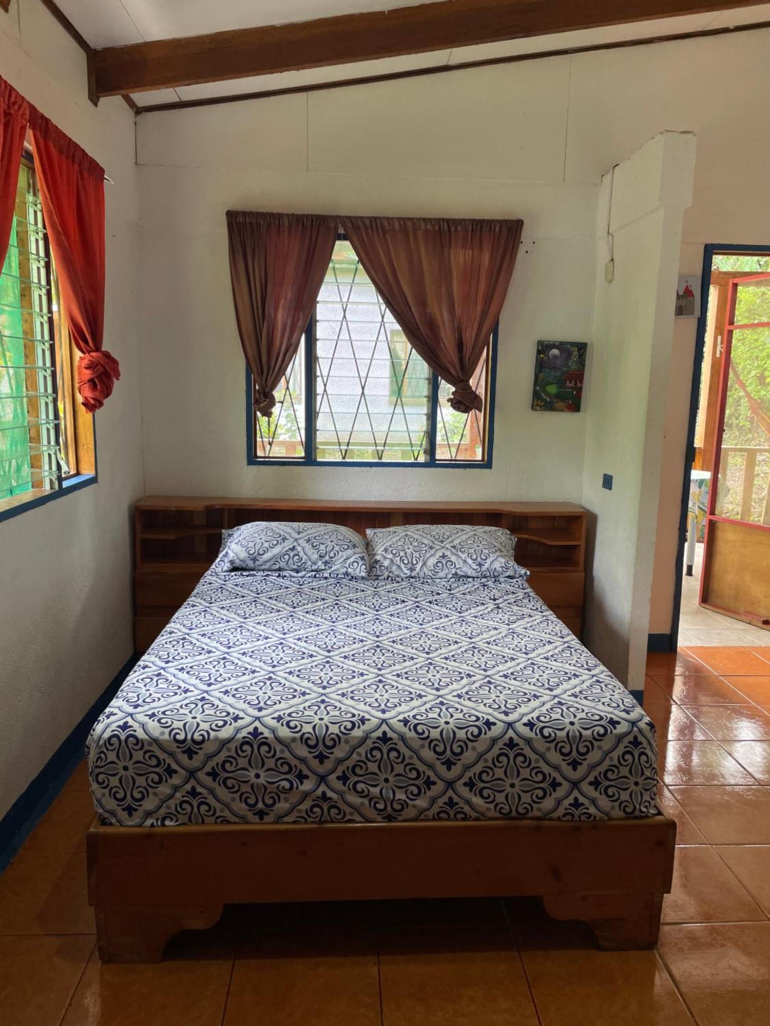 Cabinas Caribe Luna Cahuita Buitenkant foto