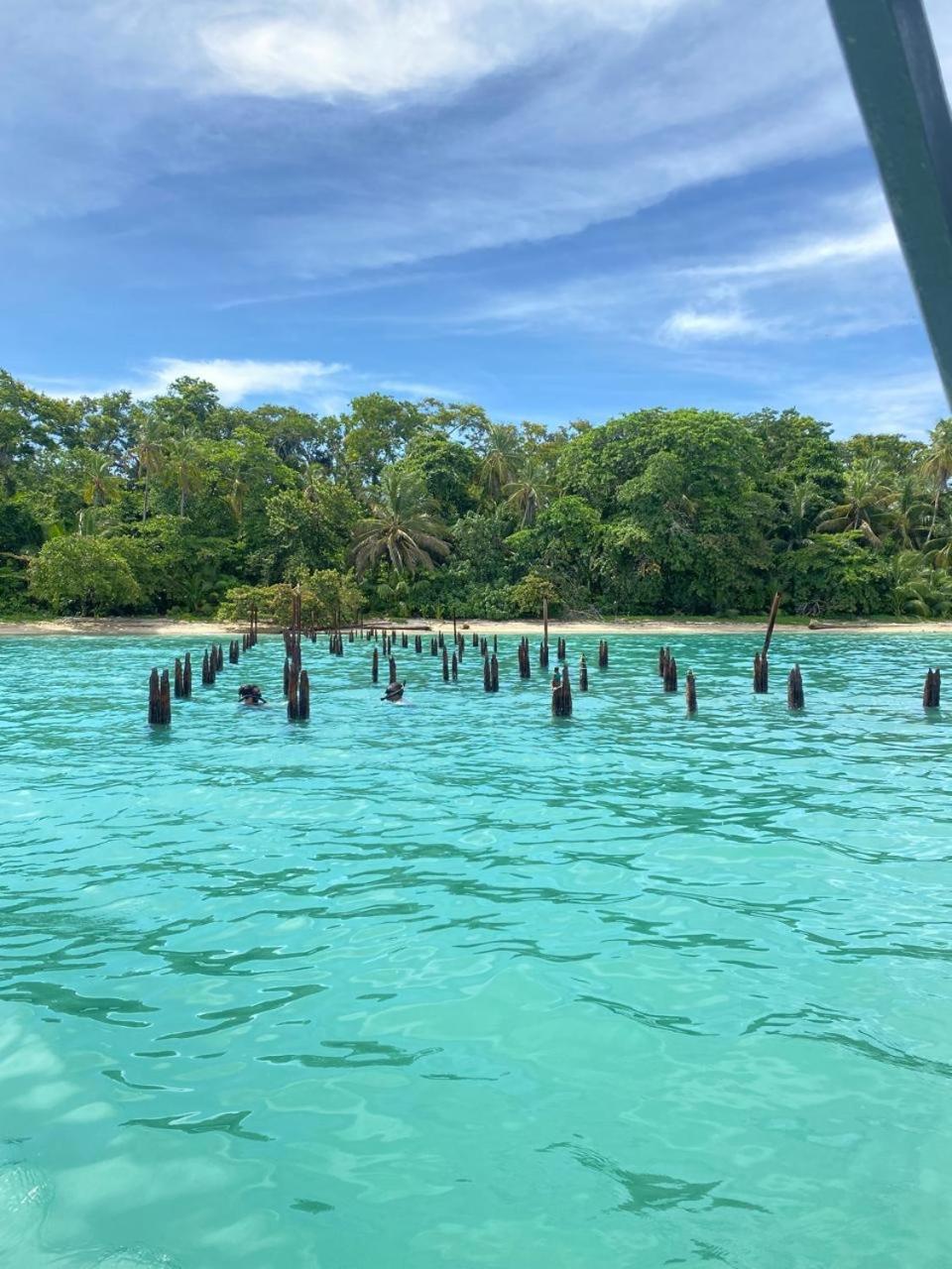 Cabinas Caribe Luna Cahuita Buitenkant foto