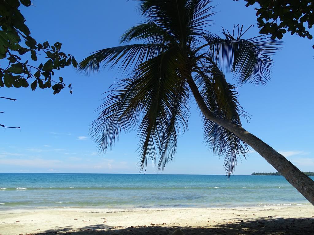 Cabinas Caribe Luna Cahuita Buitenkant foto