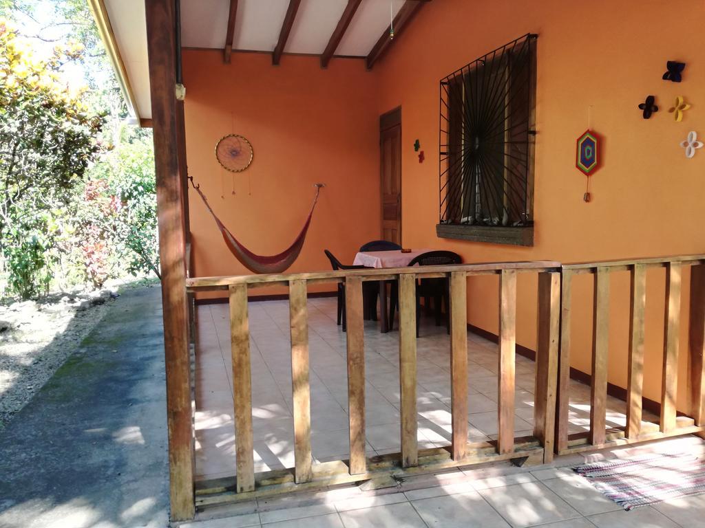 Cabinas Caribe Luna Cahuita Buitenkant foto